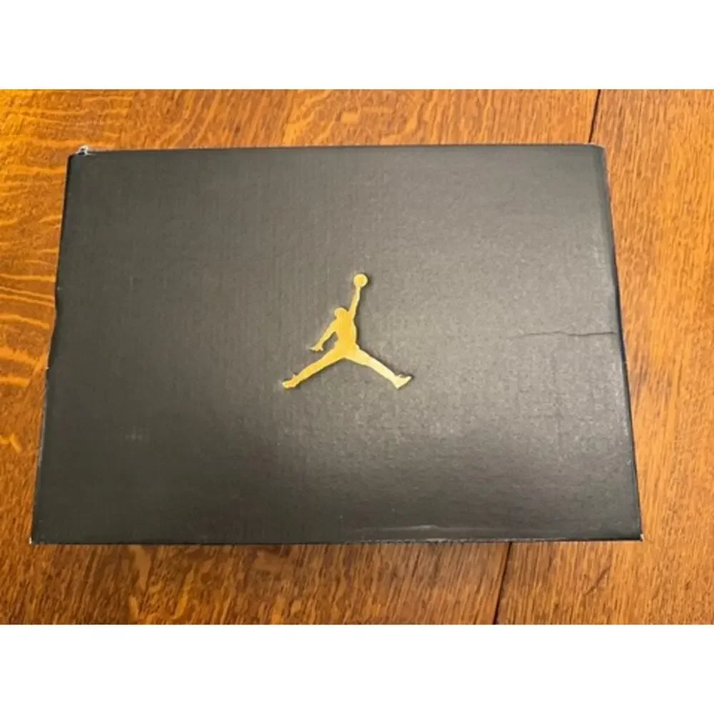 NIB Nike Jordan Spizike Low Wht/Mt Gold/Black Y4.5/W6